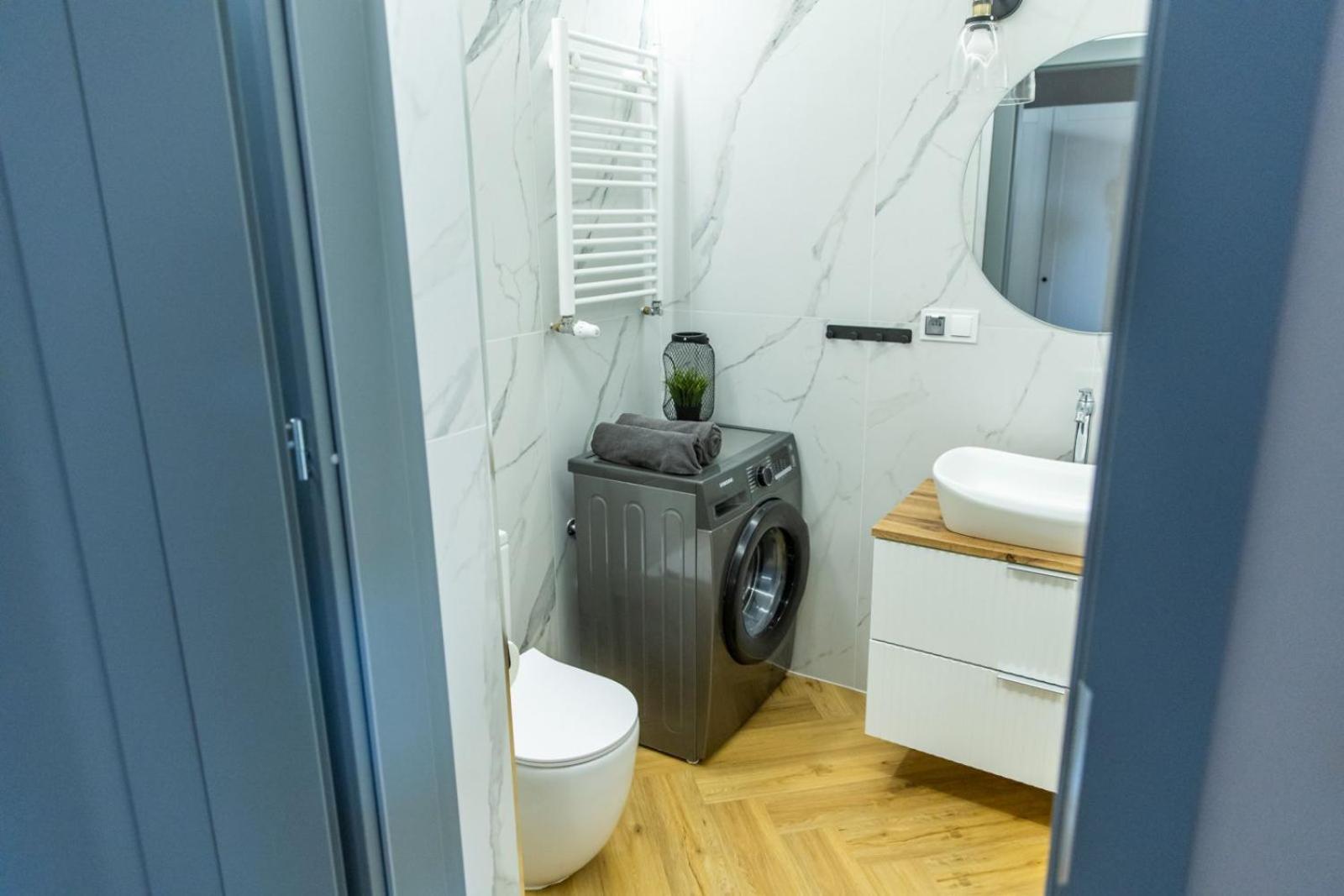 Solar Apartments I Stare Miasto 10Min I Priv Parking Free I Winda I Balkon Stary Toruń 外观 照片